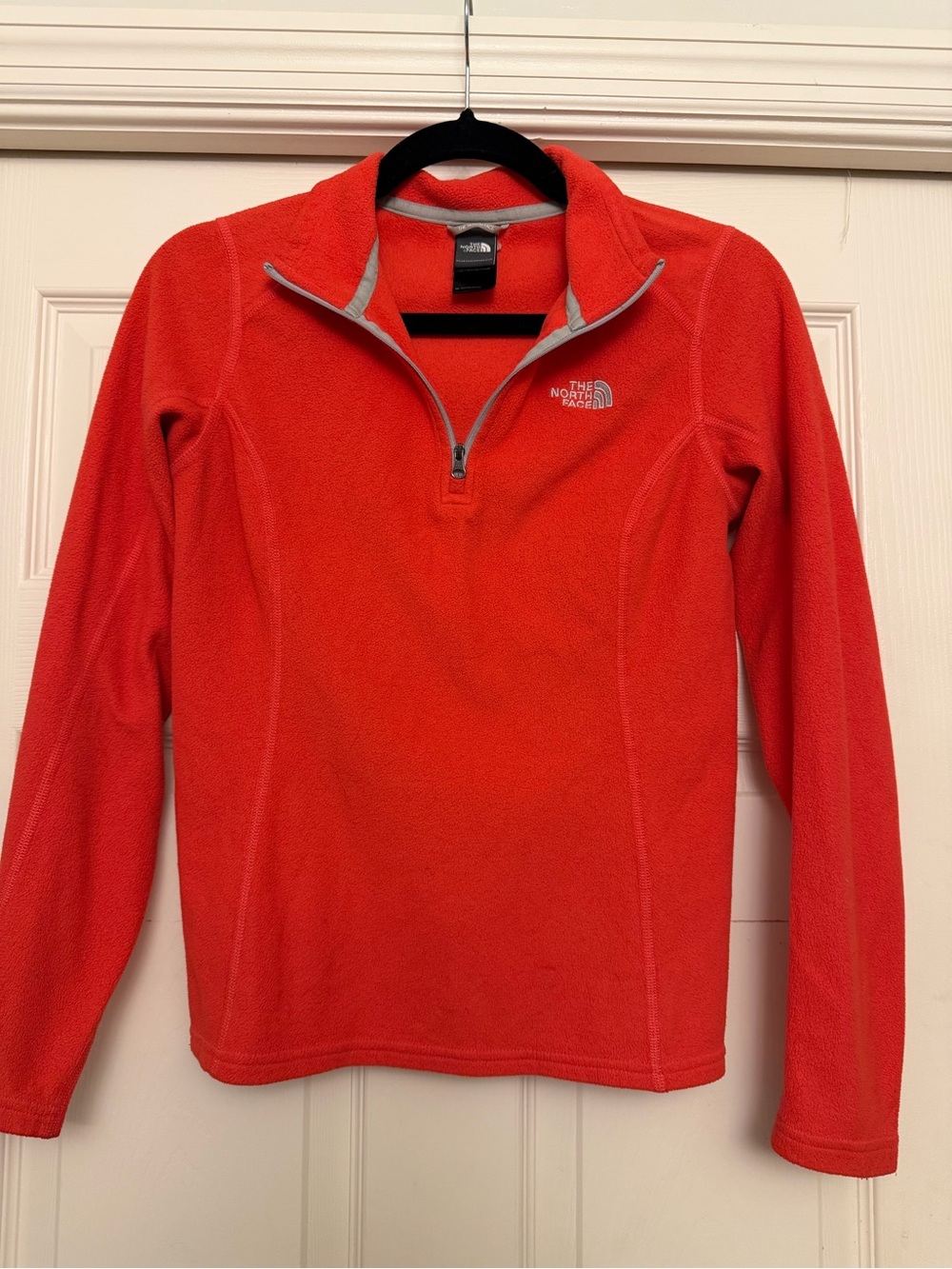The North Face Red Fleece Quarter Zip Pullover Women’s Small
